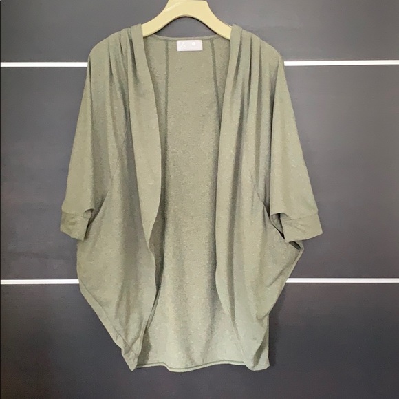 Aspire Sweaters - Aspire Yoga Fitness Batwing Sleeve Cardigan